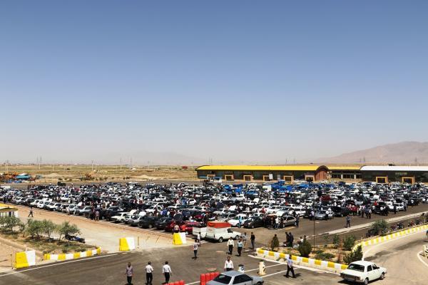 قیمت محصولات ایران خودرو در بازار و کارخانه