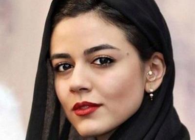 عکس جنجالی دختر کارگردان خوش نام سینمای ایران در خانه