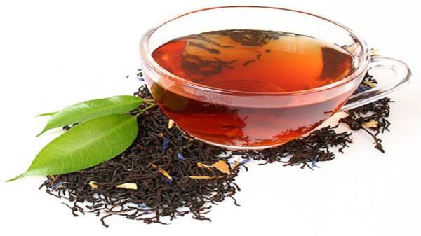 مضرات مصرف چای کهنه دم برای بدن