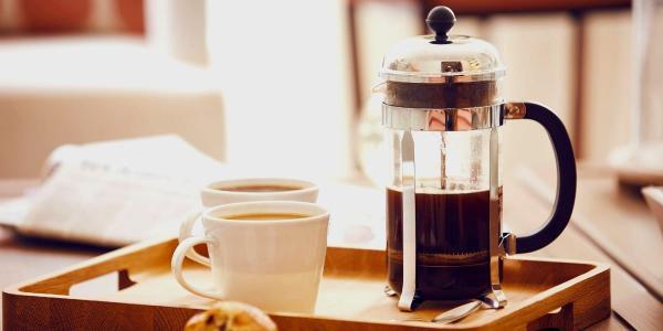 طرز تهیه قهوه بدون قهوه ساز؛ چهار روش برای دم کردن قهوه