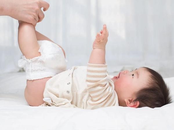 27 روش درمان سریع سوختگی نوزاد با پوشک